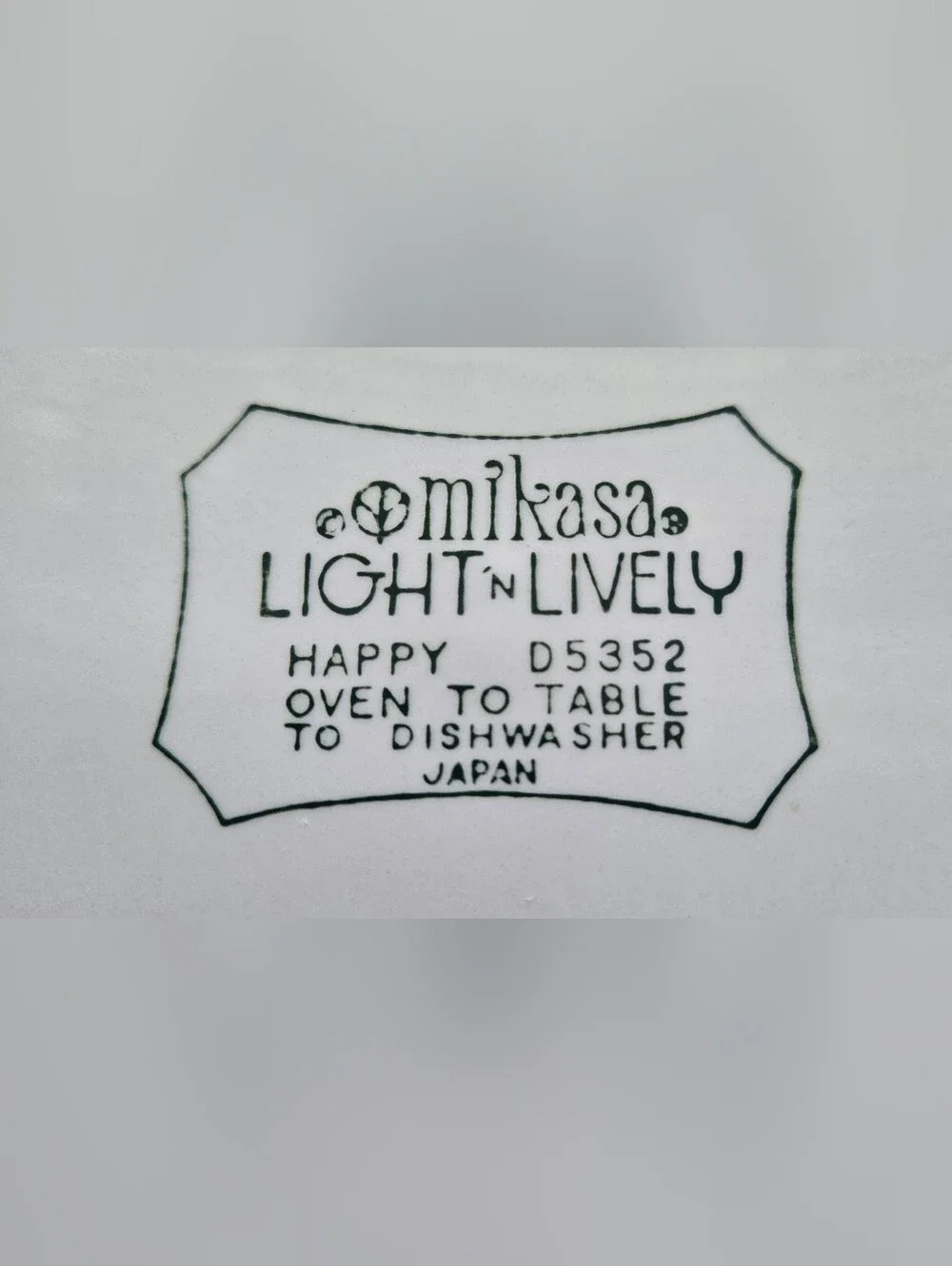 Set of 3 Vintage Mikasa Light 'N Lively Happy Salad Plates 70s Flower Power